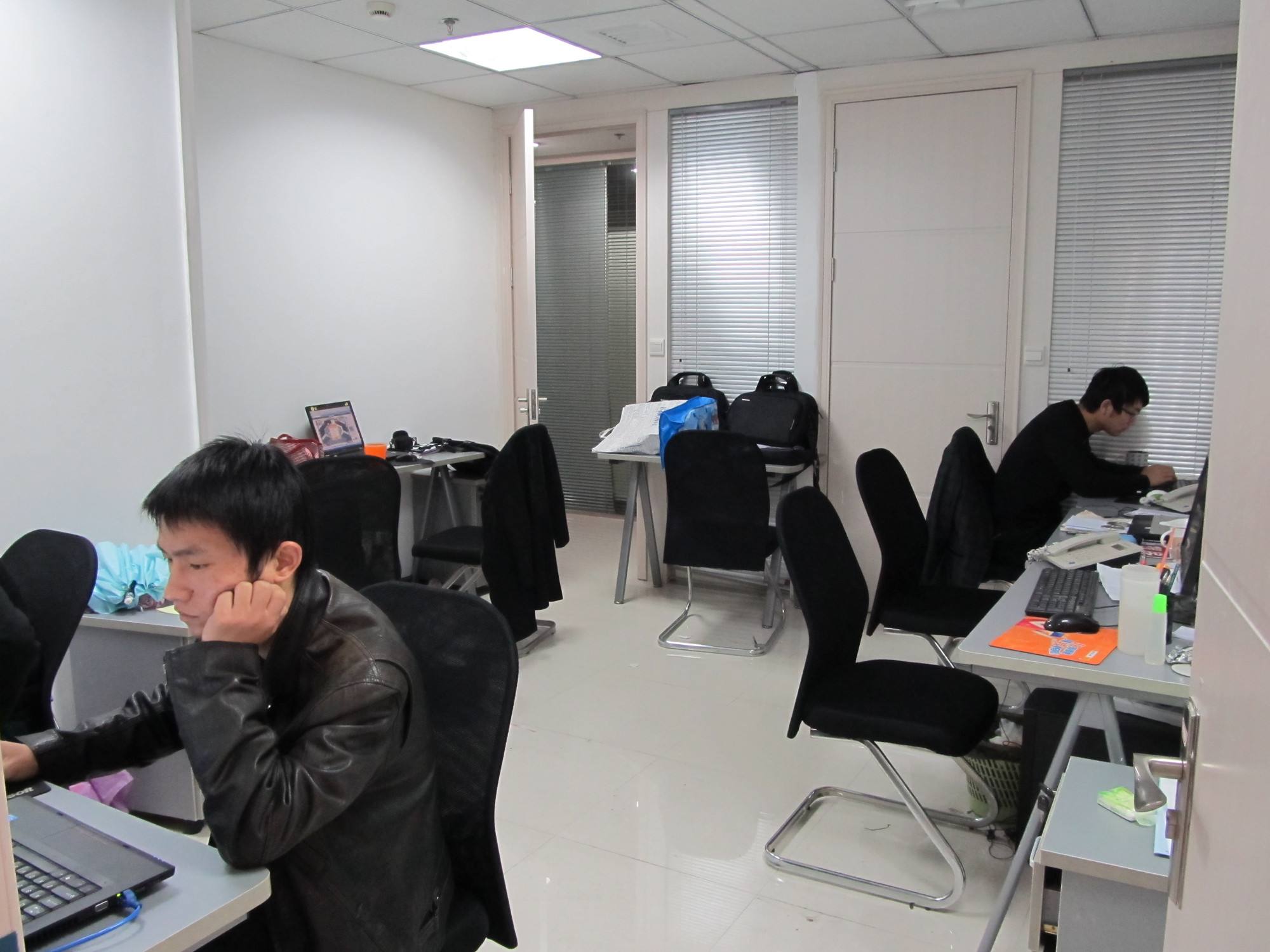 mg����ͻ����ҵ��˾����ά�ް칫��