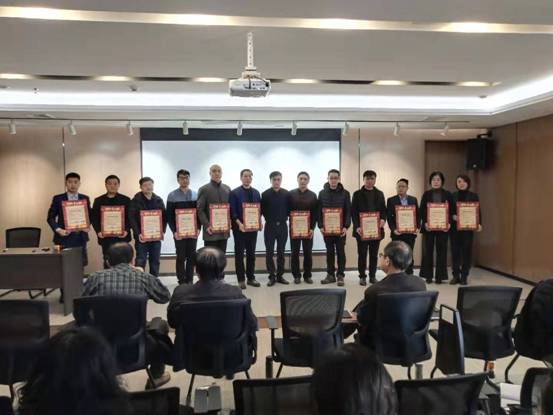 冰球突破-冰球电游豪华版_MG冰球游戏